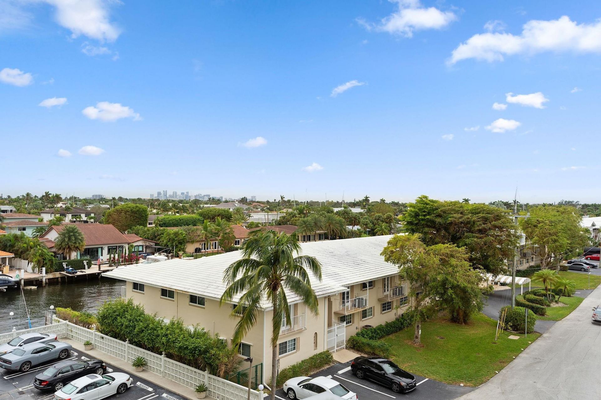 2900 NE 30th Street, Unit  5d, Fort Lauderdale, FL 33306 Photo