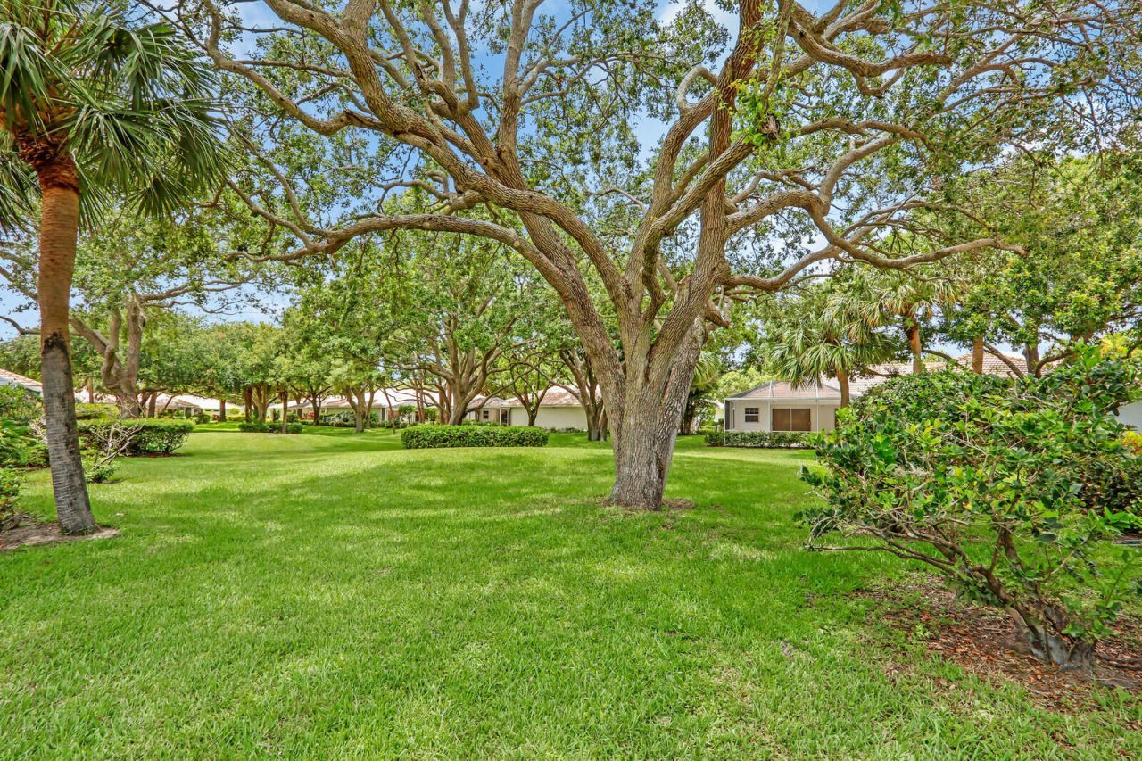 7904 Chapman Oak Court, Palm Beach Gardens, FL 33410 Photo