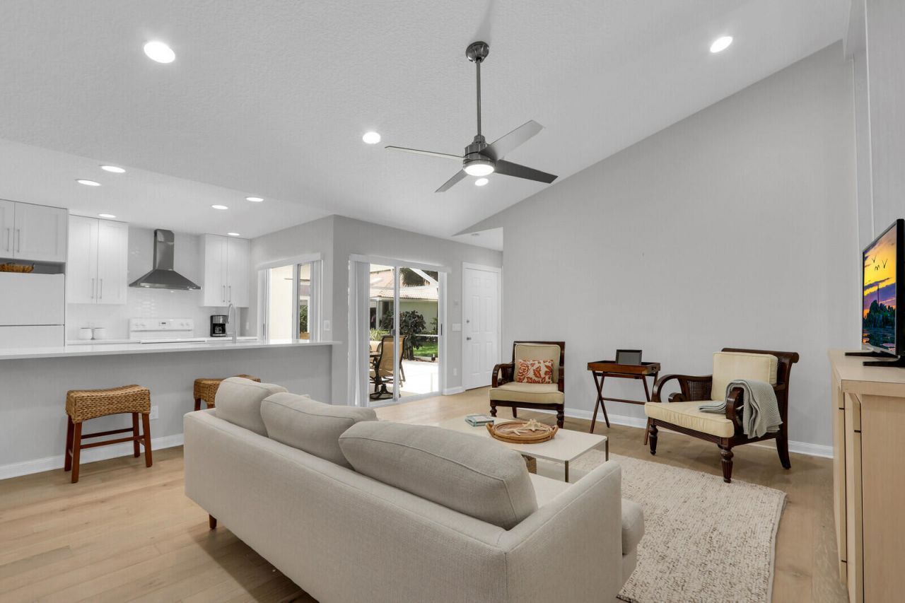 7904 Chapman Oak Court, Palm Beach Gardens, FL 33410 Photo