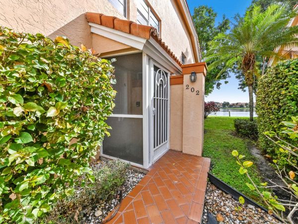 9553 Shadybrook Drive, Unit 202, Boynton Beach, FL 33437
