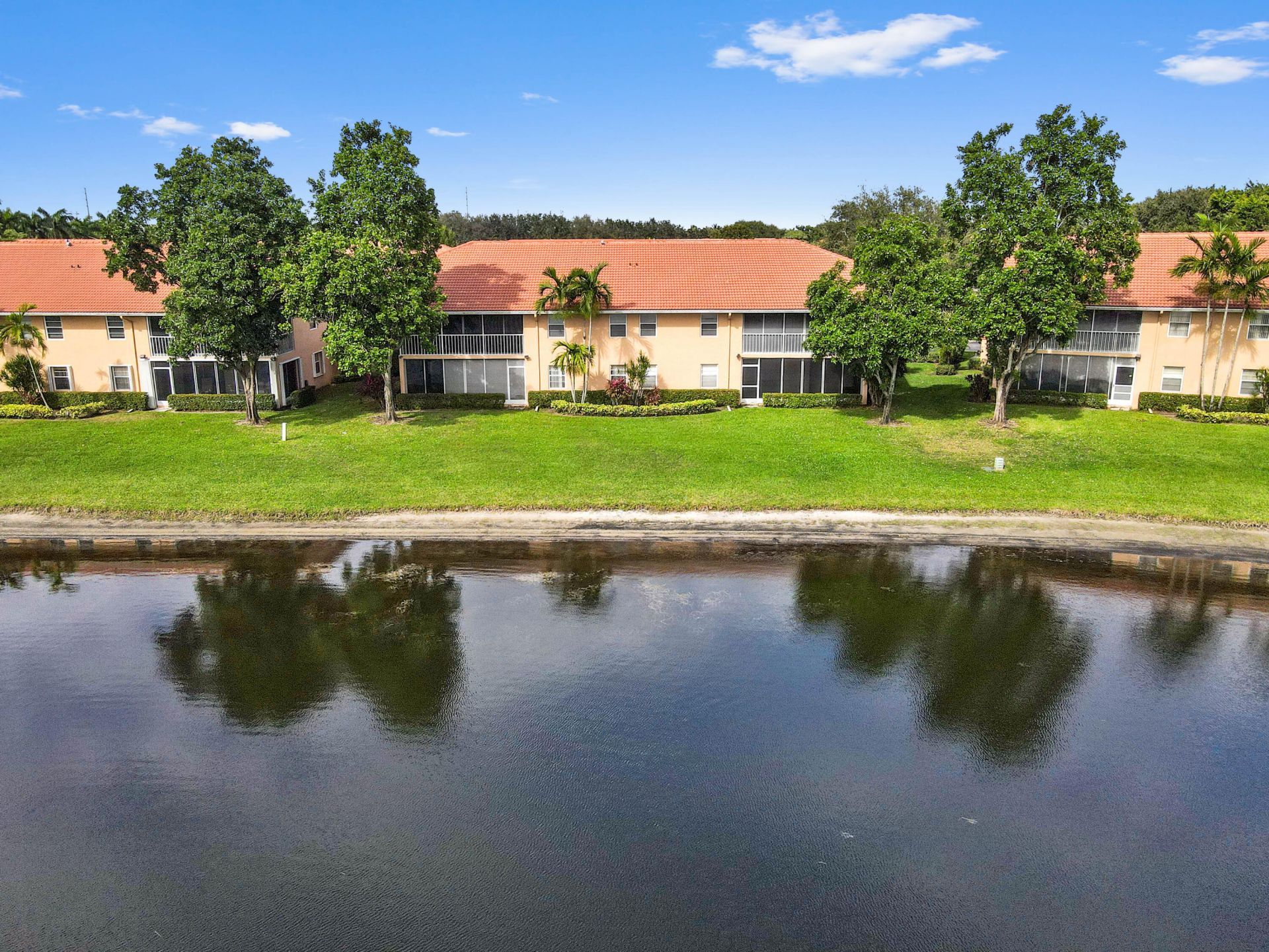 9553 Shadybrook Drive, Unit 202, Boynton Beach, FL 33437 Photo