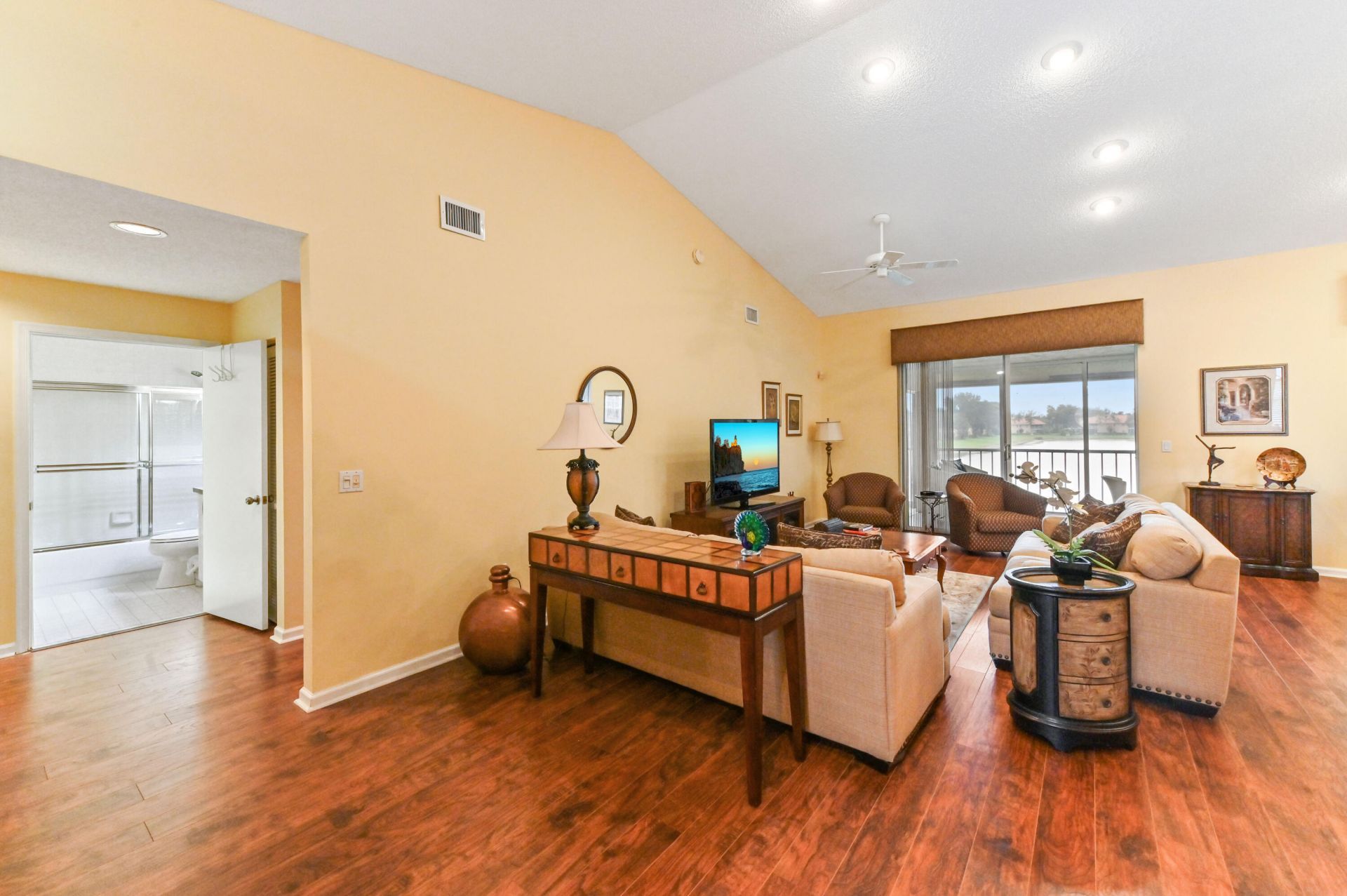 9553 Shadybrook Drive, Unit 202, Boynton Beach, FL 33437 Photo
