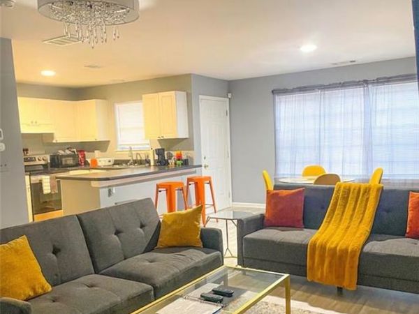 1081 Estes Drive SW, Unit 403, Atlanta, GA 30310