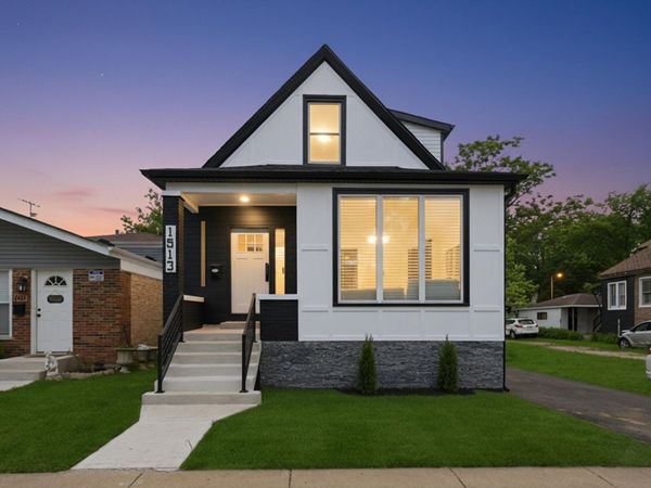1513 W 61st Street , Chicago, IL 60636