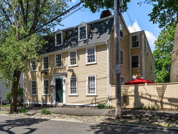 180 Federal St, Salem, MA 01970