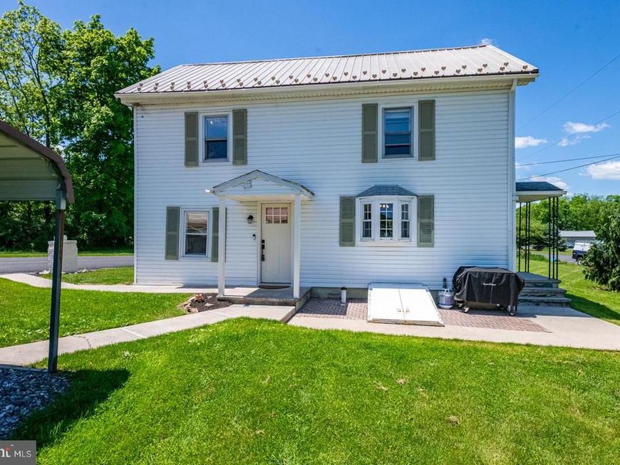 20 Natures Road, Pine Grove, PA 17963 Main Photo
