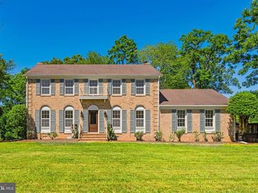 6989 FREDERICKSBURG ROAD, BARBOURSVILLE, VA 22923