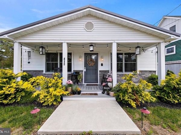 413 S GREEN STREET, TUCKERTON, NJ 08087