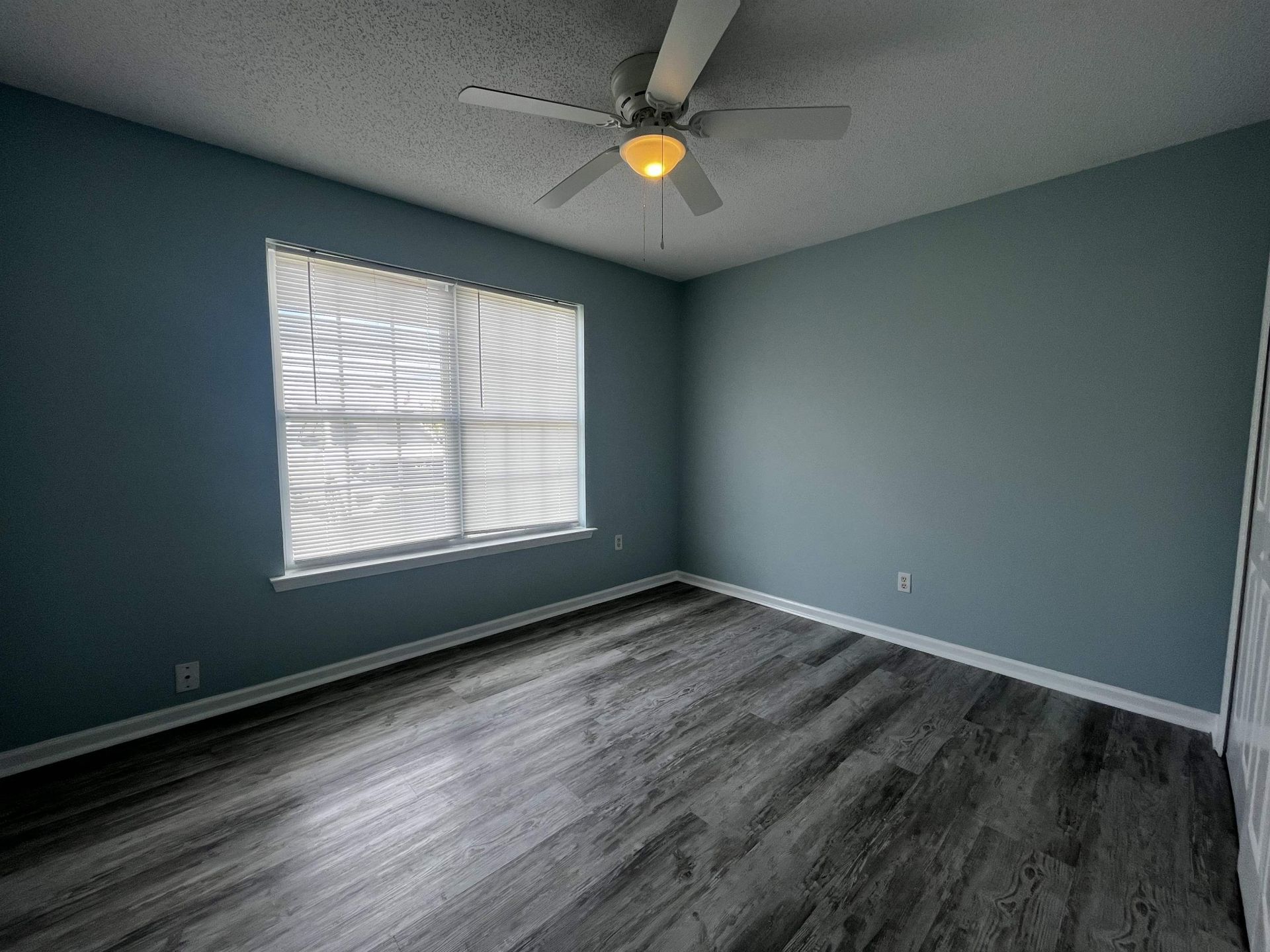 1204 Midvale Dr.  Photo 13