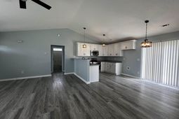 1204 Midvale Dr.  photo 4
