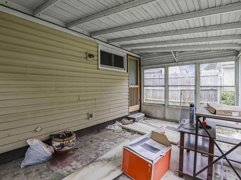 2376 Marcia Drive , Columbus, OH 43211 Photo 37