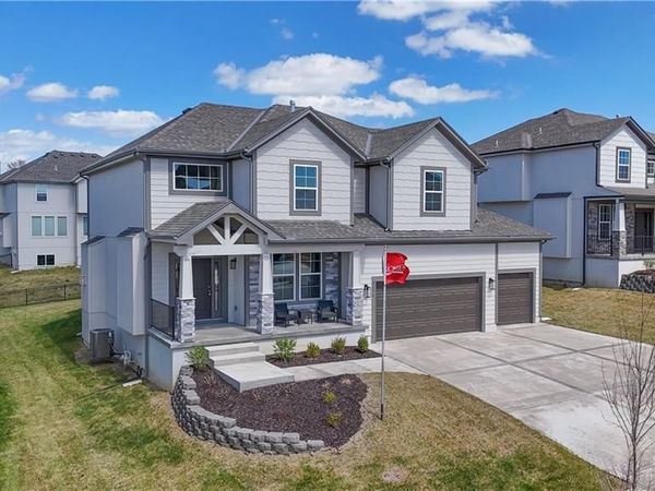 2696 W Park Street, Olathe, KS 66061