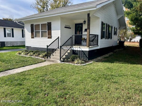 210 W Lincoln St, Alcoa, TN 37701