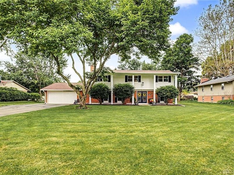 846 New England Avenue, Centerville, OH 45429 Photo 1