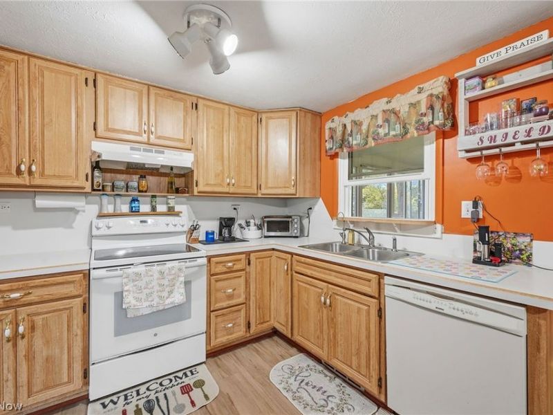 965 Guilford Boulevard, Medina, OH 44256 Photo 10
