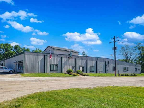 375 Commercial Avenue , Marseilles, IL 61341