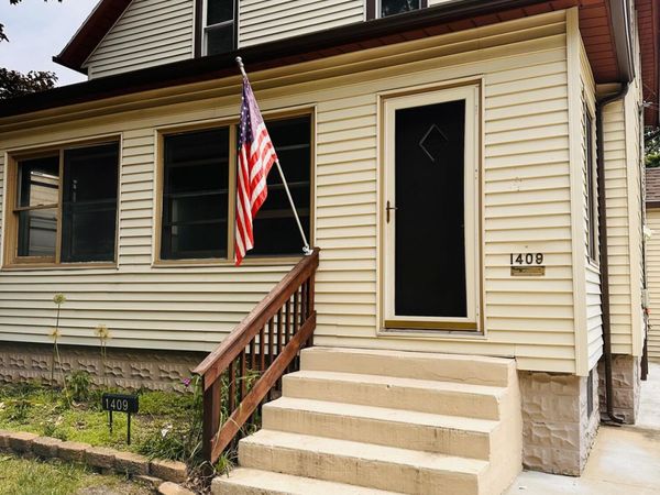 1409 Hagar Court, St. Joseph, MI 49085