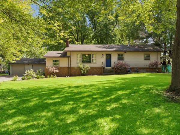 9883 Brookview Road, Woodbury, MN 55125