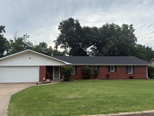 1917 N Minnesota Avenue, Shawnee, OK 74804