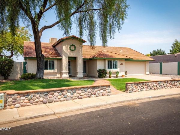 1350 W Escarpa Street, Mesa, AZ 85201