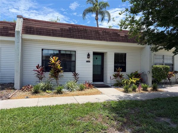 13830 MISSION OAKS BOULEVARD , Unit 13830, SEMINOLE, FL 33776