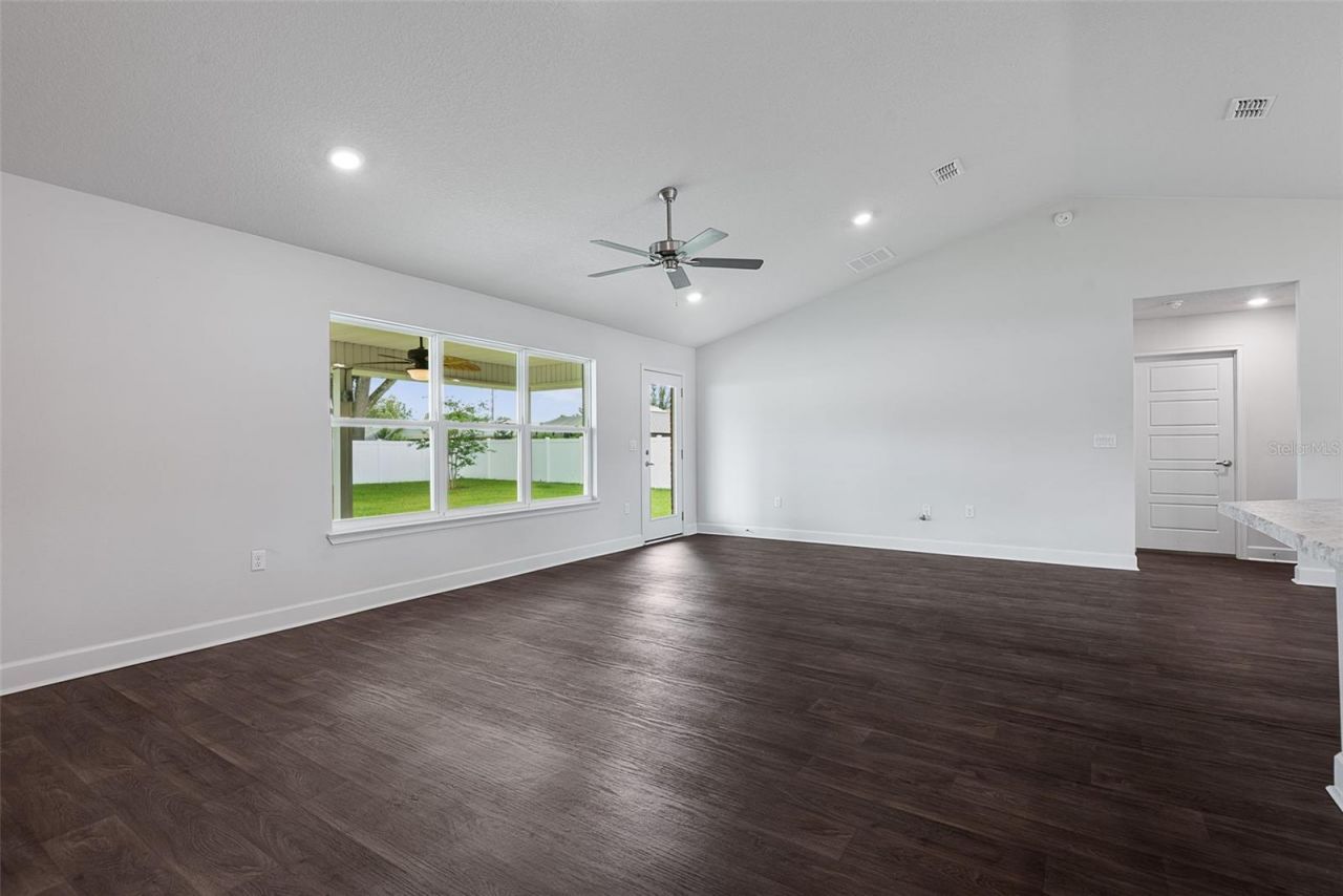 8 Persimmon Drive , Palm Coast, FL 32164 Photo