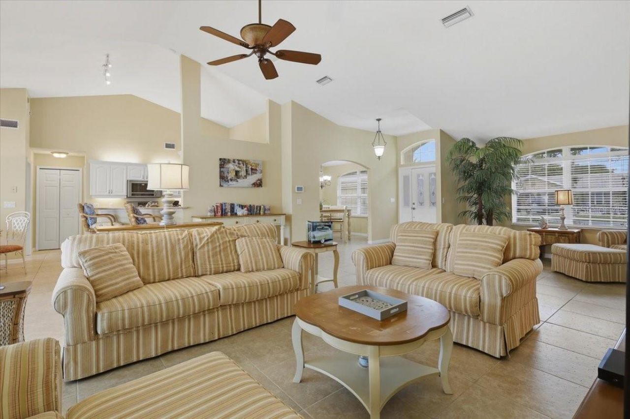 36 Cloverdale Court N, Palm Coast, FL 32137 Photo
