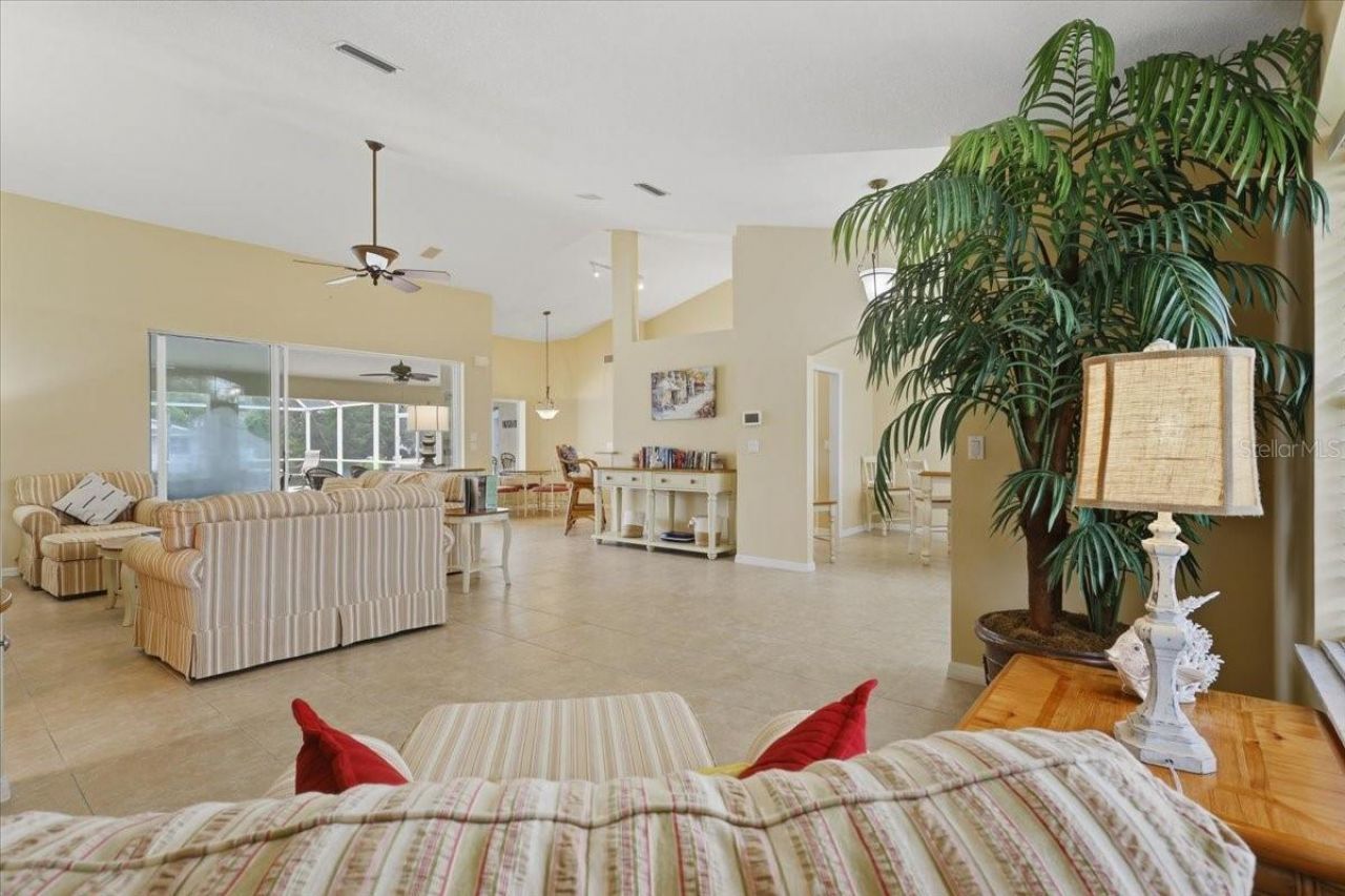 36 Cloverdale Court N, Palm Coast, FL 32137 Photo