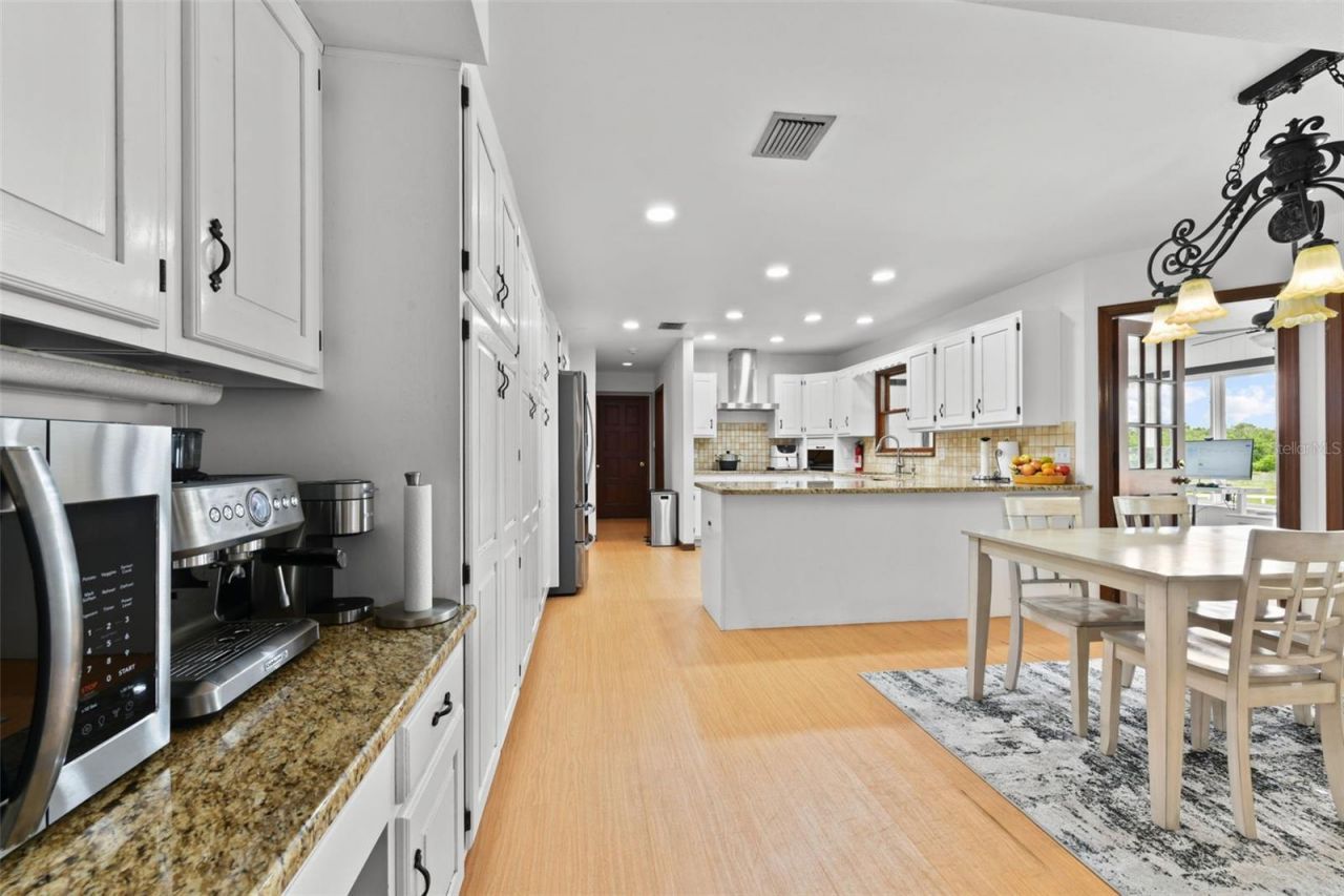 5750 Oak Hollow Lane, Oviedo, FL 32765 Photo