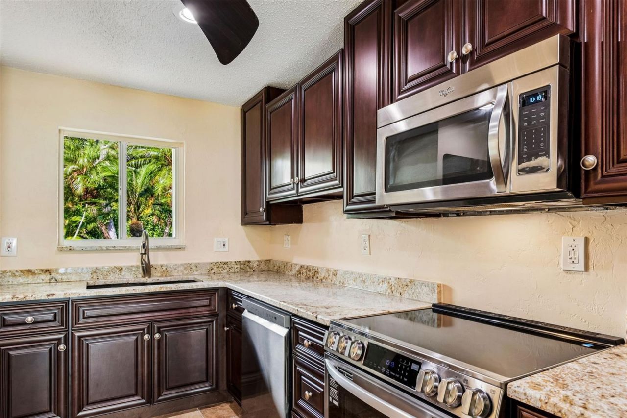 4601 Chancellor Street Ne, Unit 146, Saint Petersburg, FL 33703 Photo