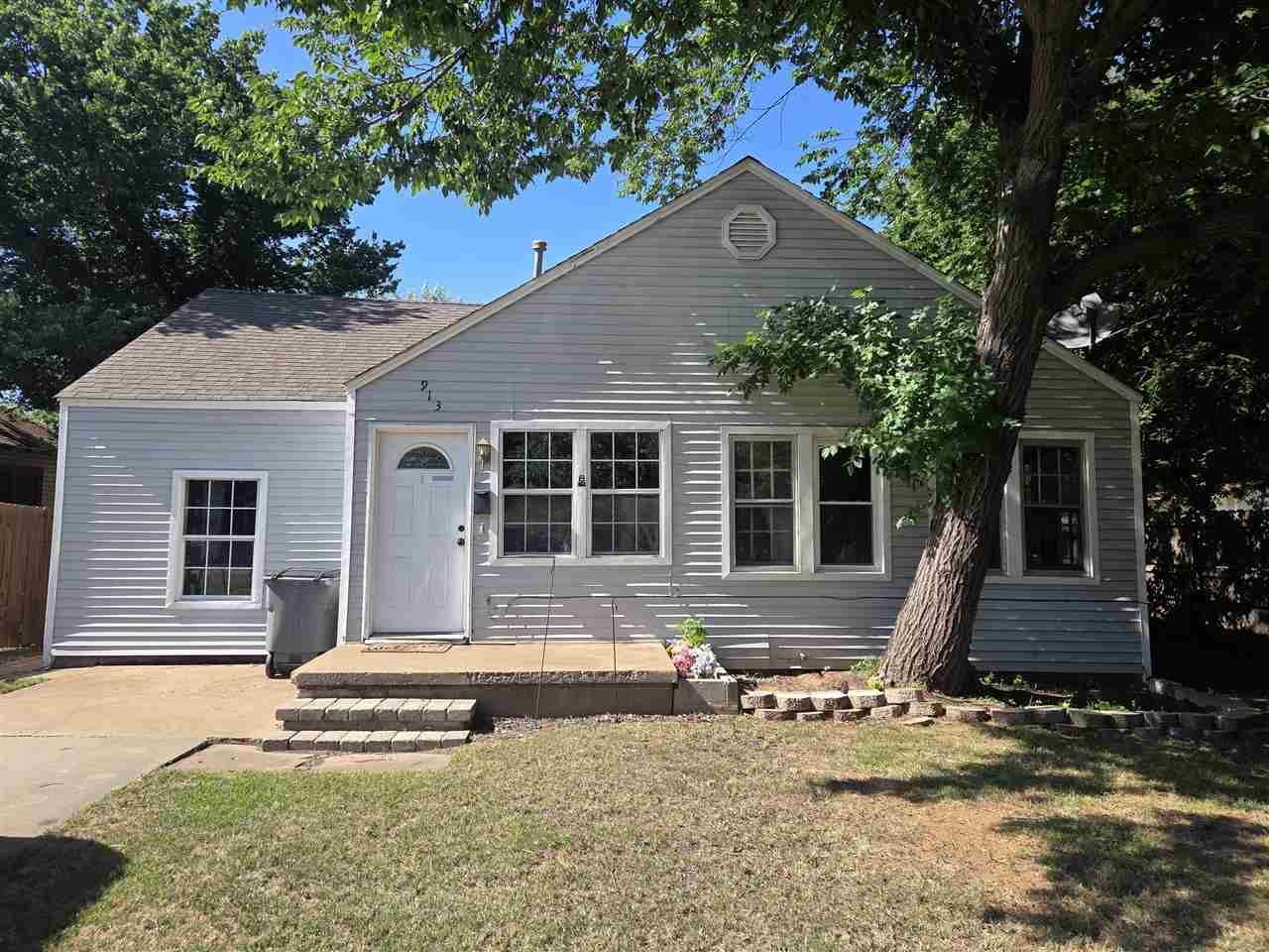 913 NW Dearborn, Lawton, OK 73507 Main Photo