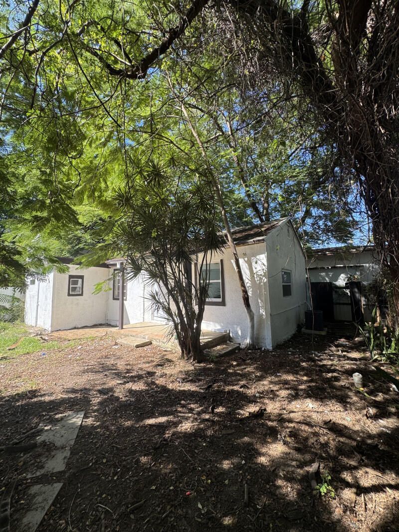 261 NW 81st Street, Unit B, Miami, FL 33150 Photo