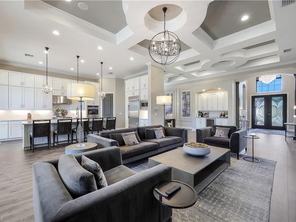 9431 Galliano TER, NAPLES, FL 34119