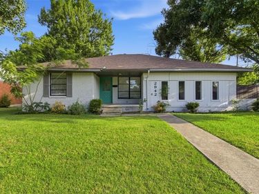 2942 Townsend Drive, Dallas, TX 75229