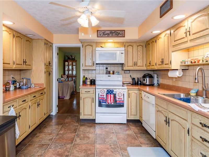 5049 W Enon Road, Fairborn, OH 45324 Photo 15