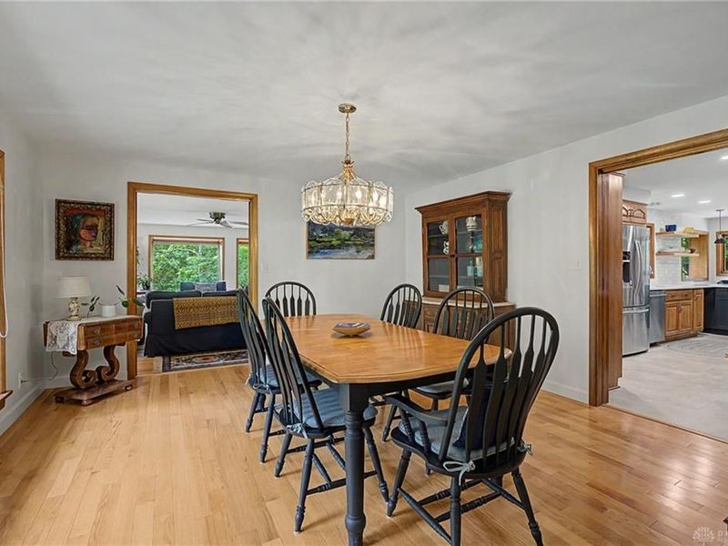 751 Laurelwood Road, Dayton, OH 45419 Photo 8