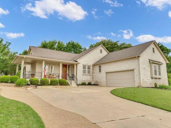 144 Cattle Trail WAY , Georgetown, TX 78633