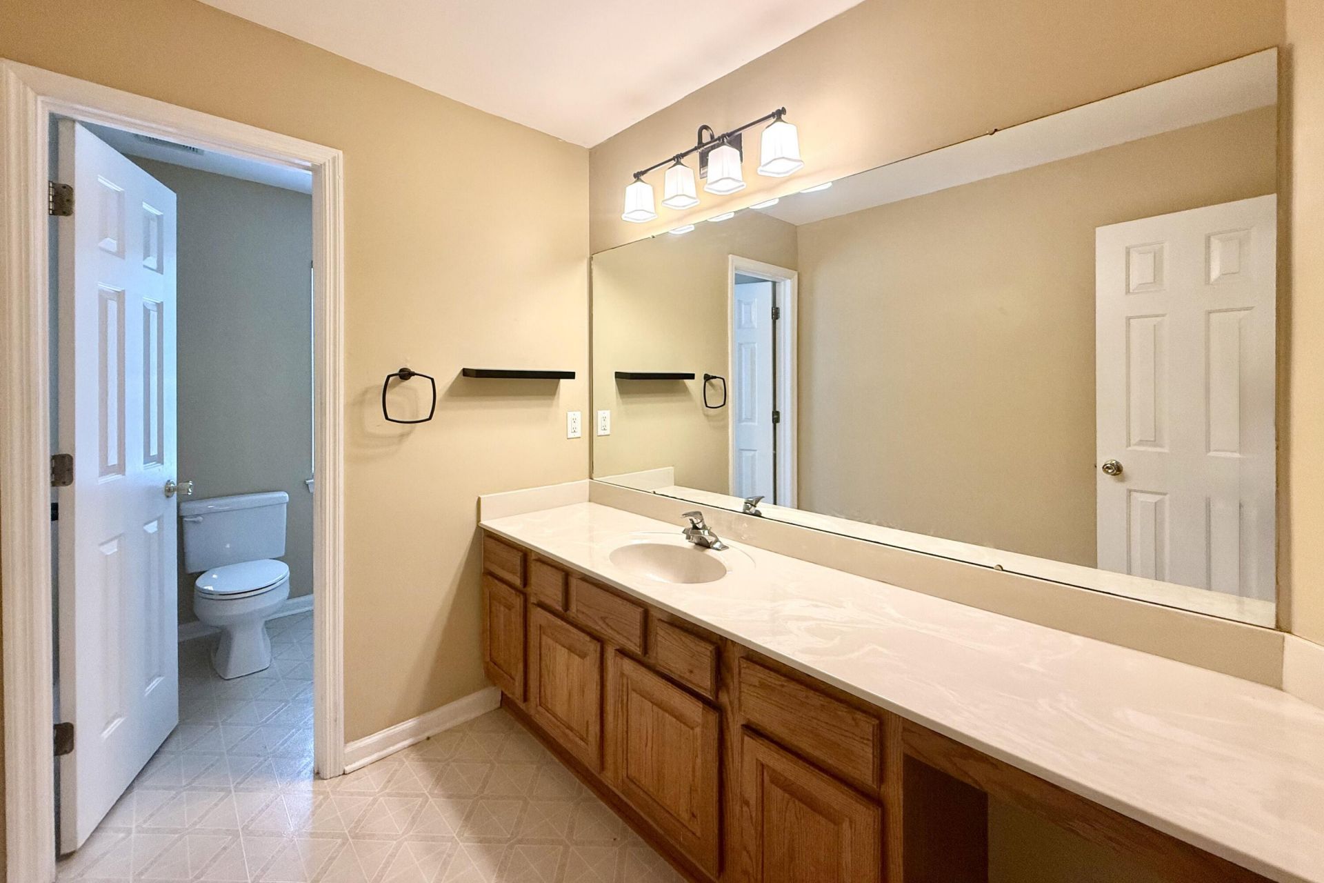 102 Adthan Circle Photo 19