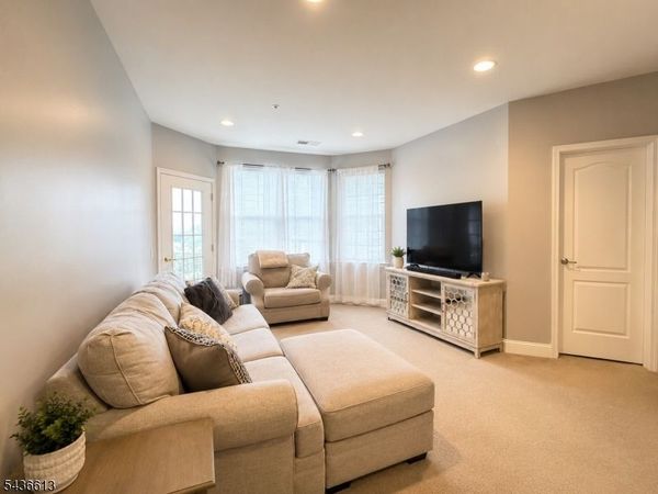 4206 Ramapo Ct, Riverdale, NJ 07457