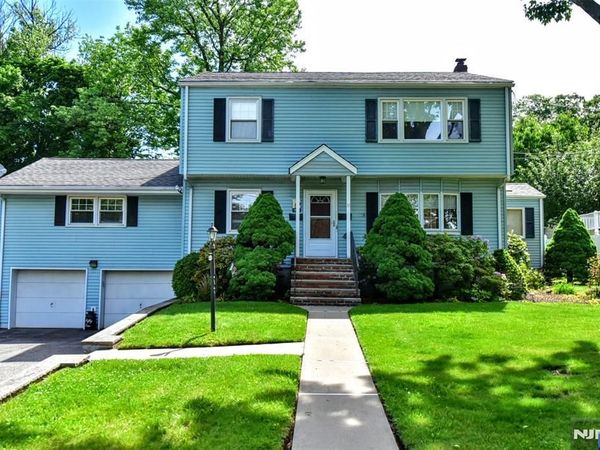 51 Charles Street, DUMONT, NJ 07628