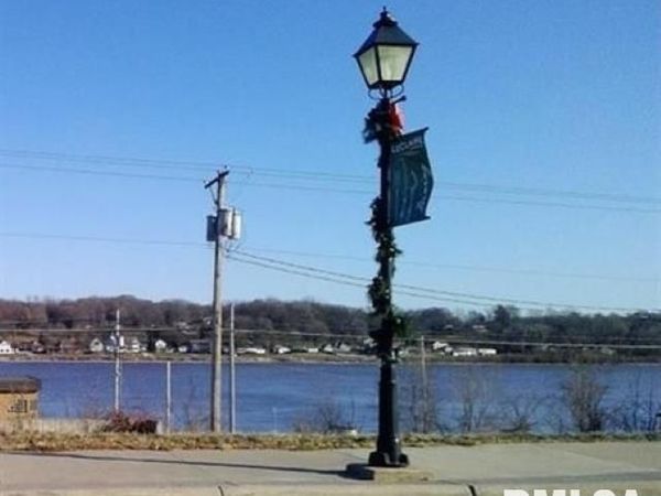 Lot A B C D N CODY Road , Leclaire, IA 52753
