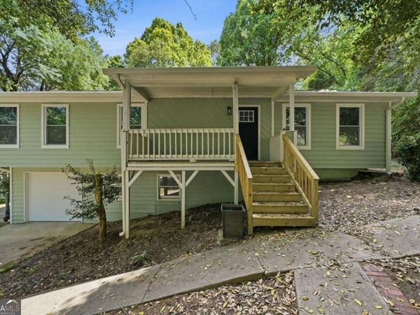 303 Quail Hollow Drive, Woodstock, GA 30188