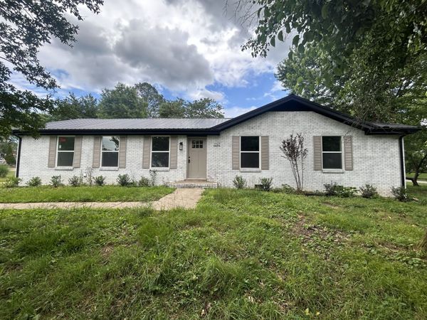 1783 Warfield Dr, Clarksville, TN 37043