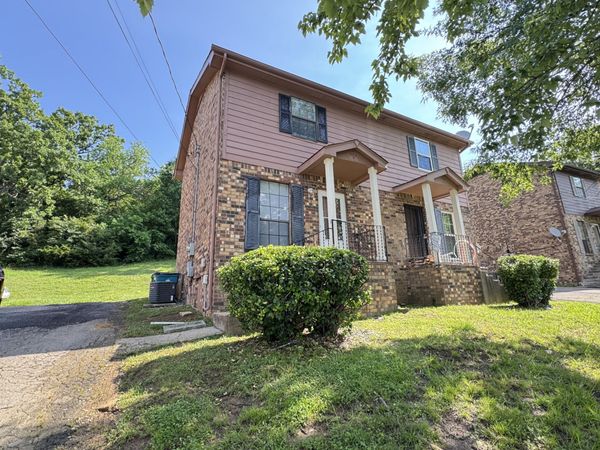 3010 Conviser Dr , Nashville, TN 37207