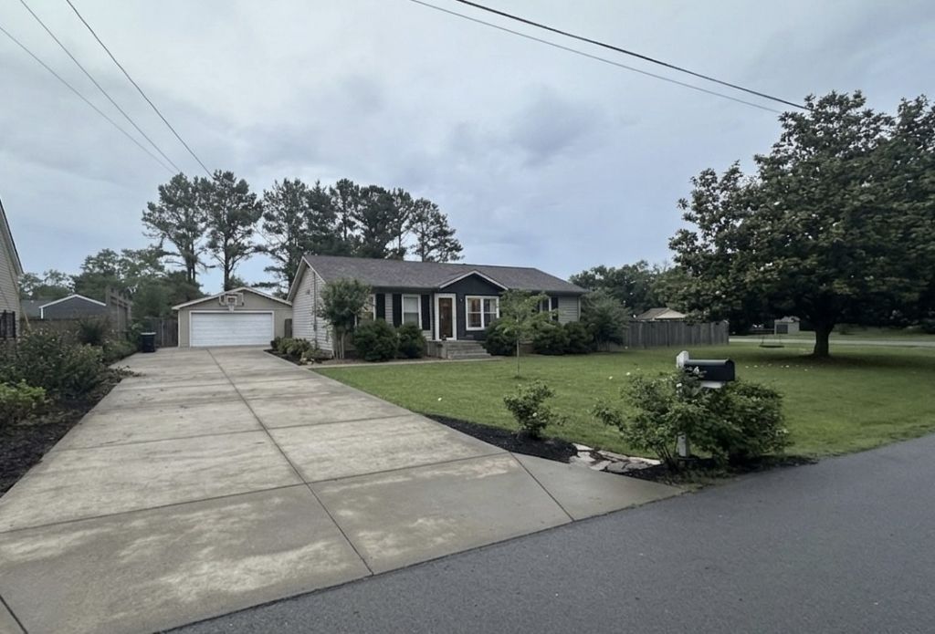 2302 Paddock Dr, Murfreesboro, TN 37128 Main Photo