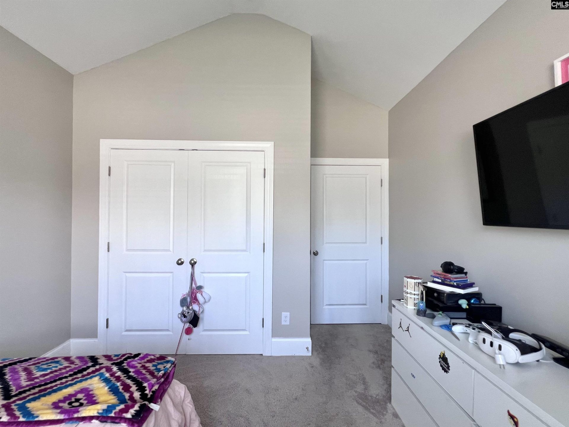 208 Mary Locke Court Photo 32