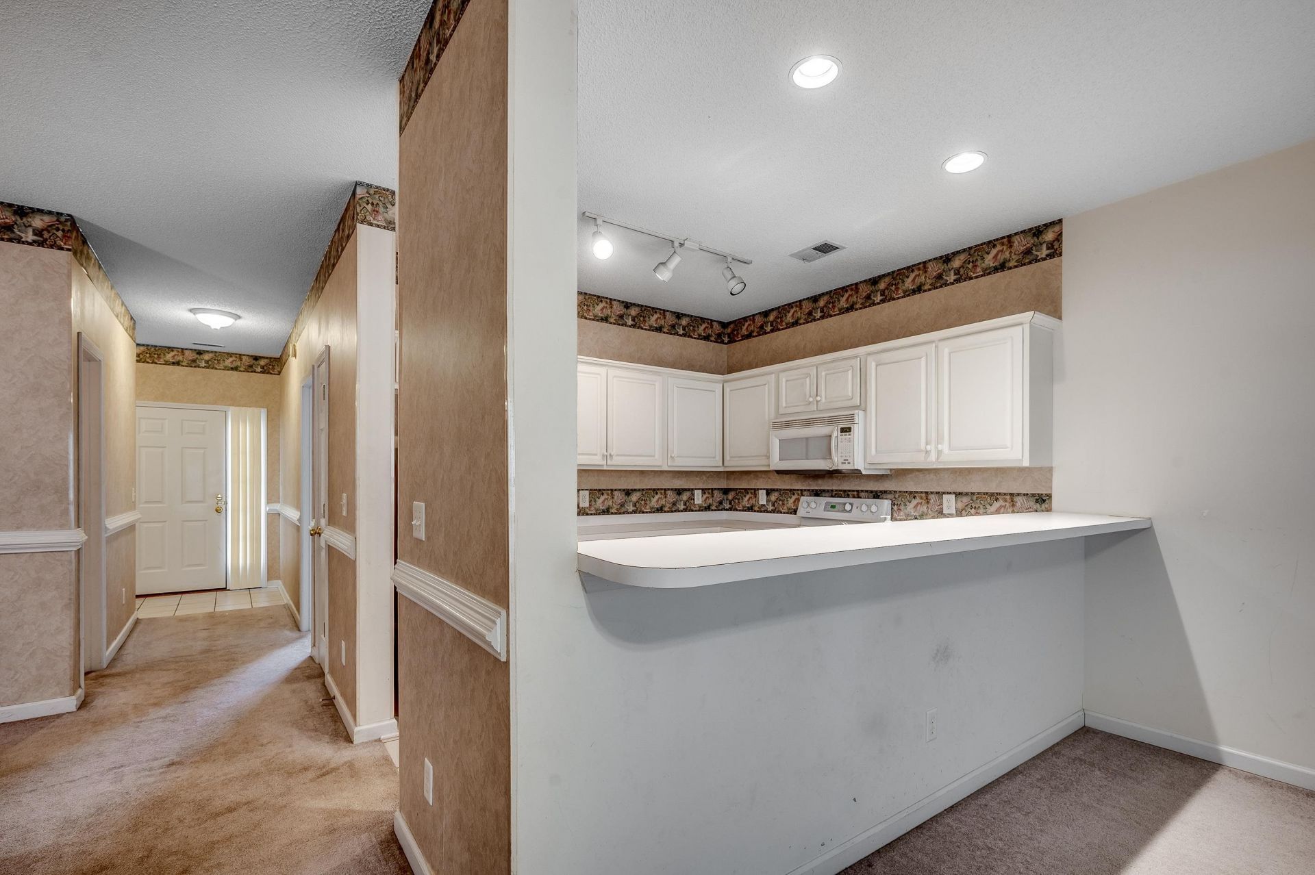 1058 Sea Mountain Hwy.  Photo 10