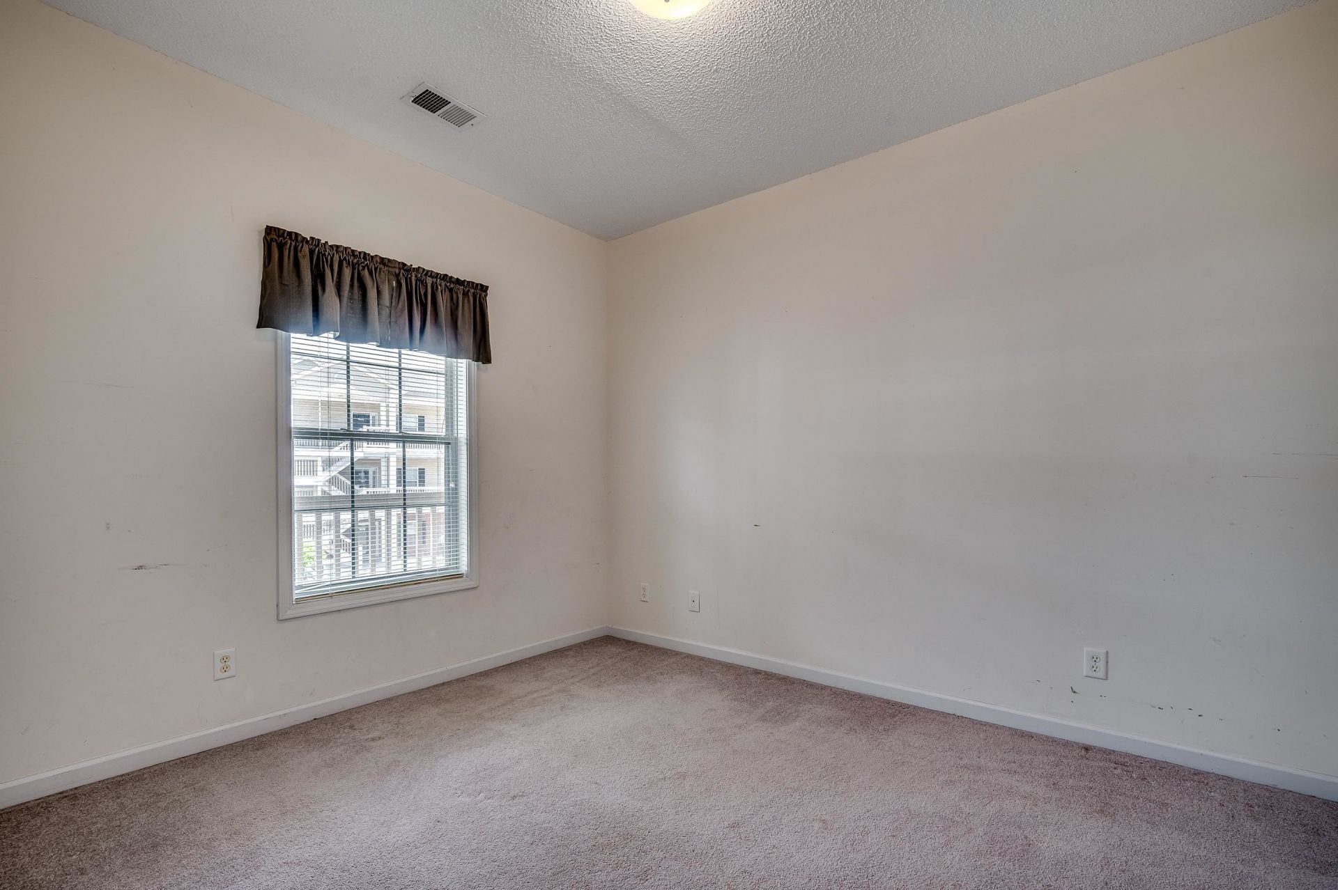 1058 Sea Mountain Hwy.  Photo 17
