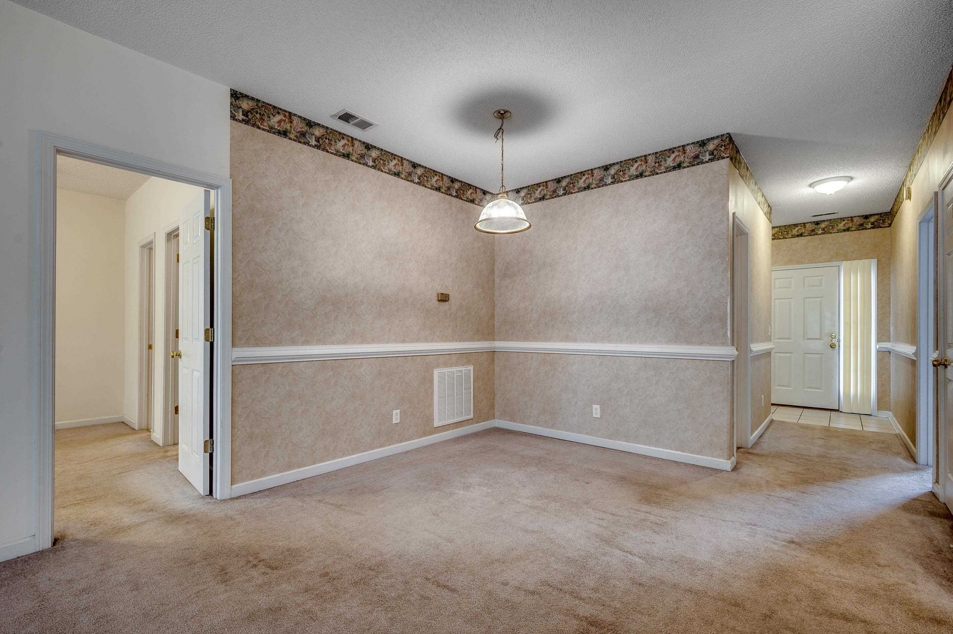 1058 Sea Mountain Hwy.  Photo 4