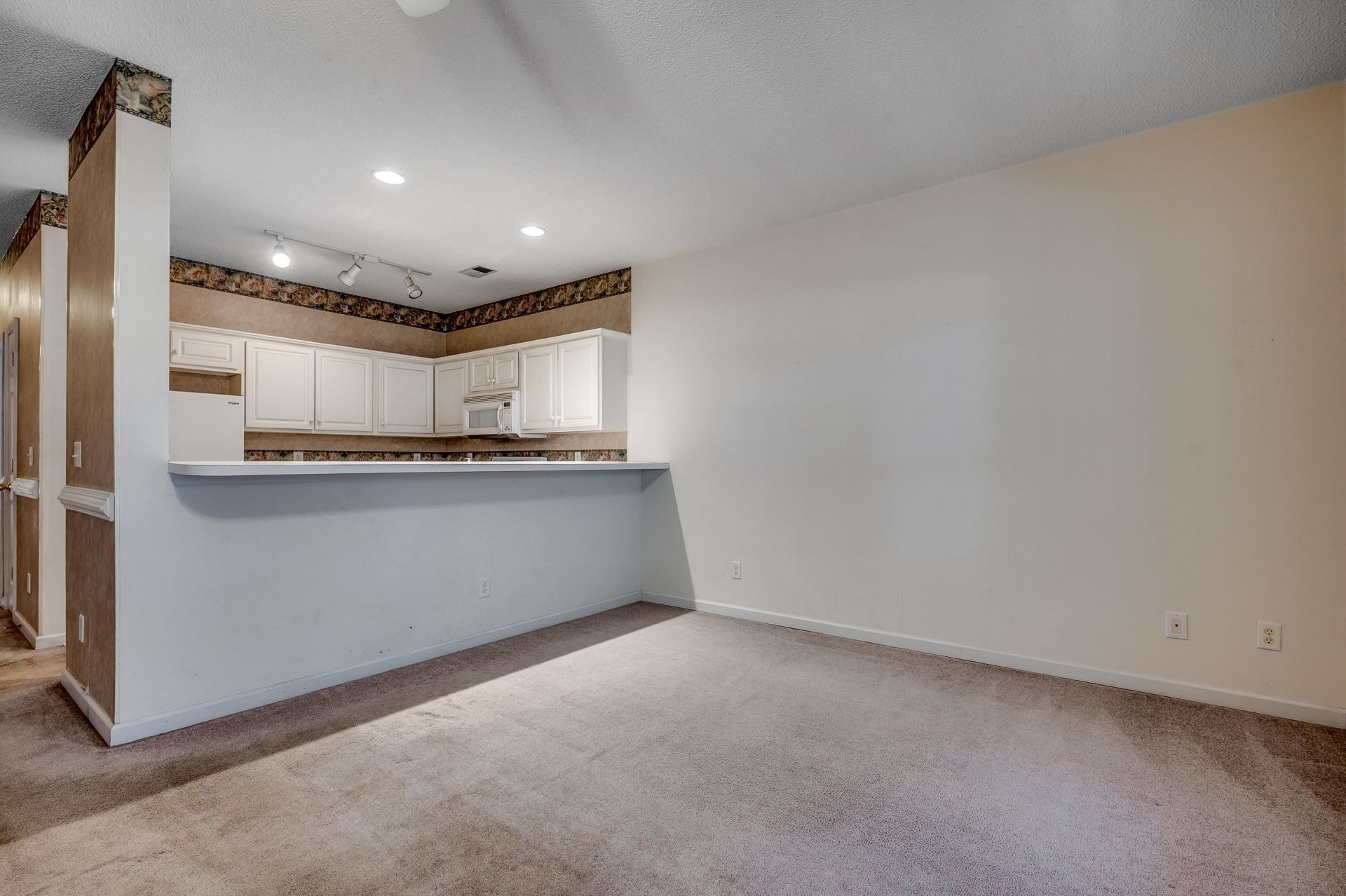 1058 Sea Mountain Hwy.  Photo 7